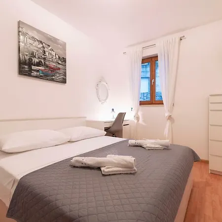 Apartament Andrina *