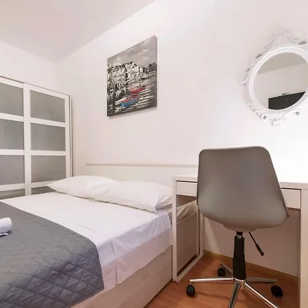 Apartment Andrina Podstrana