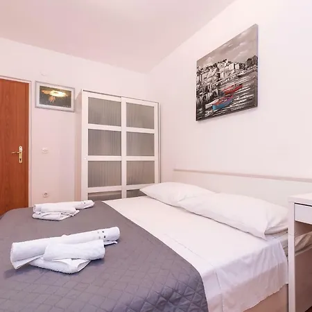 Andrina Apartament *